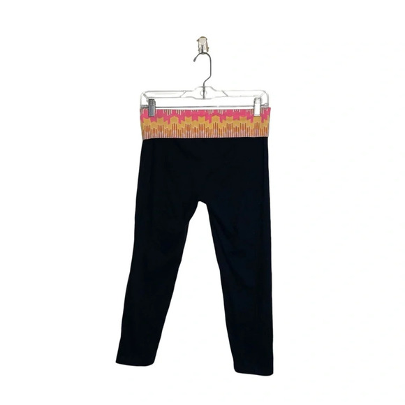 Victoria’s Secret Black Printed Fold Over Waist Capri Leggings Small Women’s - Picture 6 of 11